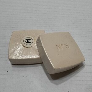 Set Of 2 Chanel No.5 Savon Bath Body Soap 150g Sealed Square Cream Color Vtg